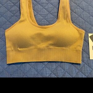 Parisian Intimates Seamless Bralette - Medium NWT!!